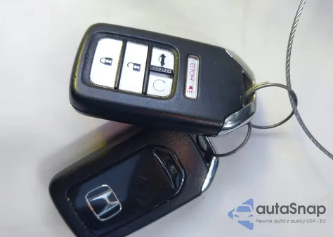 2022 Honda Accord Sport 2.0T z USA, uszkodzony, nr VIN 1HGCV2F36NA015181